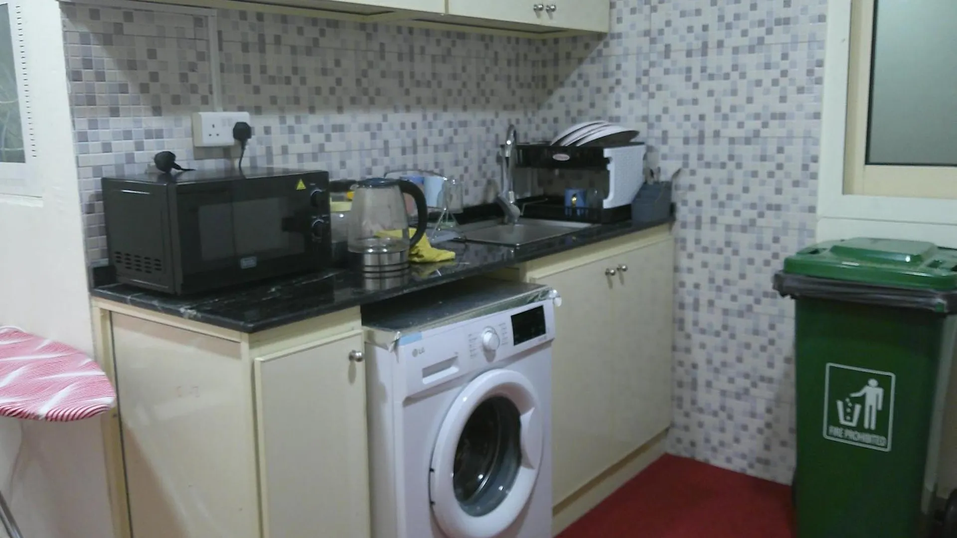 Ruby Star Budget Room With Shared Washroom Access 303 Dubai 0*,